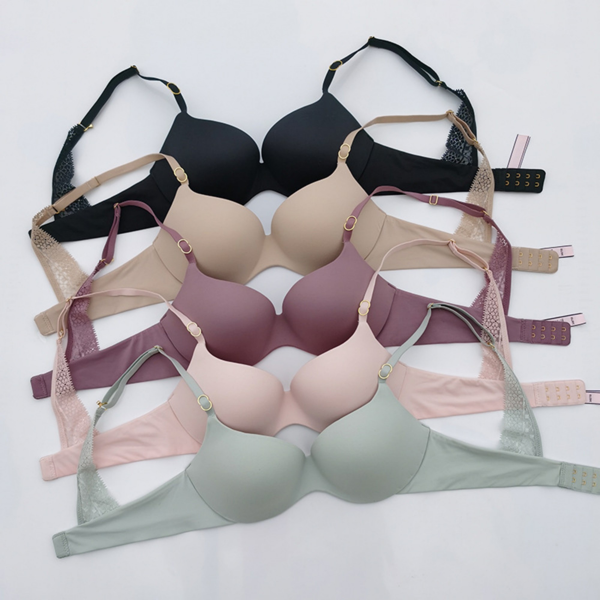 Women Perfect Shape Full Coverage Bras Push Up Bra for Lift and Support